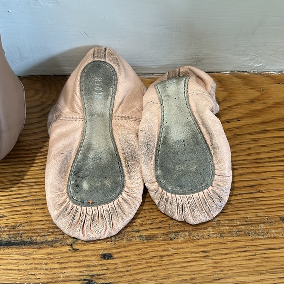 Size 13 wide tap and ballet shoes, so danca and bloch, tan and pink - Picture 4 of 4